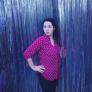 Meet your Posher, Esther